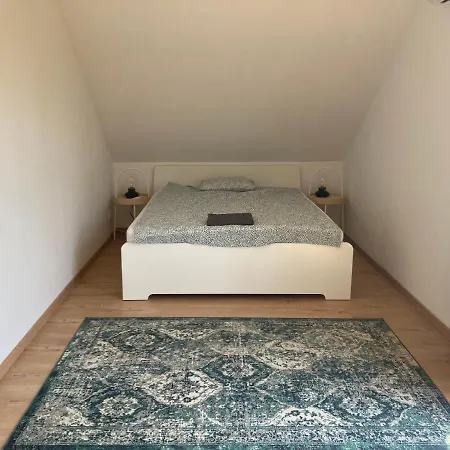 Karádi Apartmán Zánka