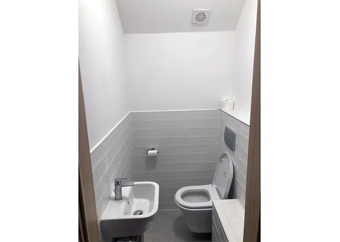 Apartament Karadi