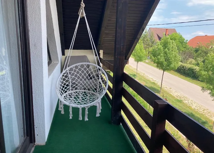 Karadi Apartament